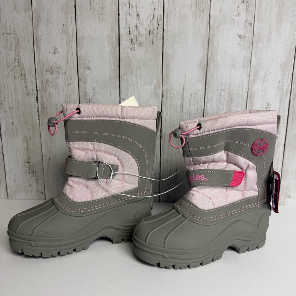 Totes Pink and Gray Meadows Size 2 Winter Snow Boots NWT